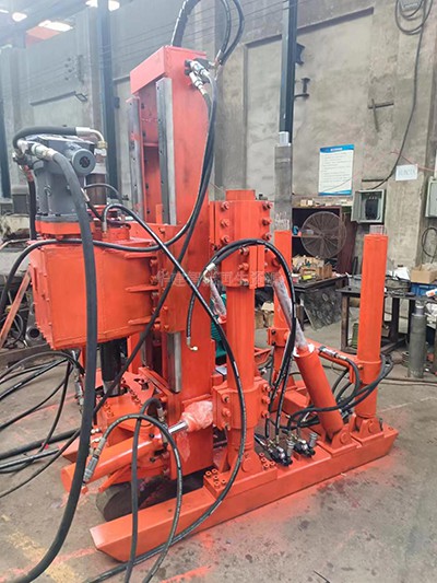 小型巷道礦井垂直定向鉆機(jī)的回收注意事項(xiàng)