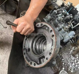 掘進(jìn)機(jī)檢修工藝